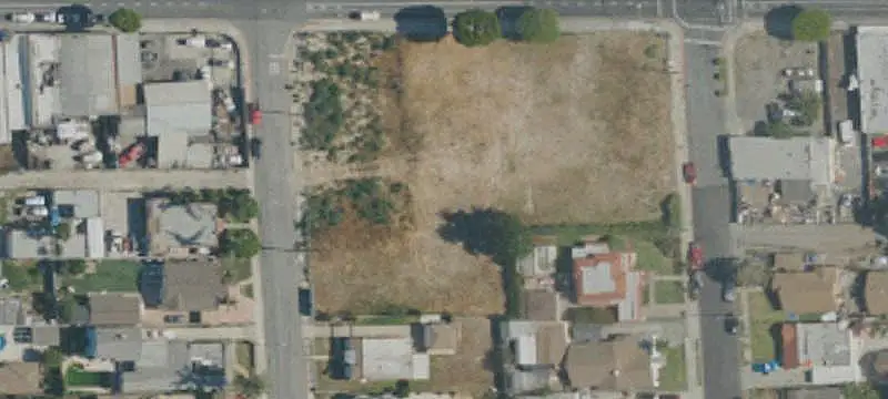 930 Compton Blvd