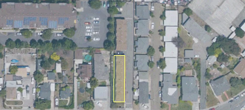 1166 Elgin St