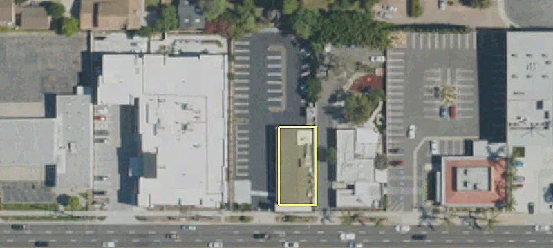 2439 Pacific Coast Hwy