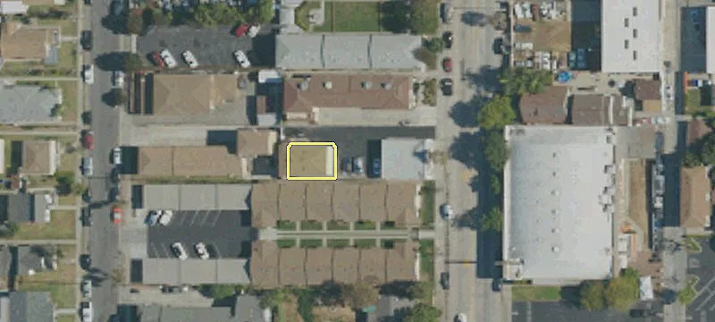 7031 Pickering Ave