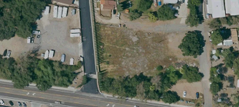 2424 Alpine Blvd