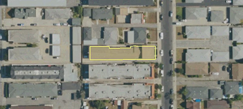 1535 Stevens Ave