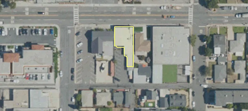 412 Grand Ave