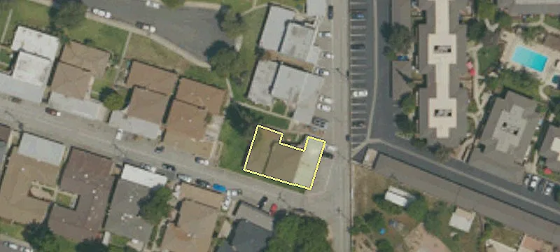 2586 Hayes Dr