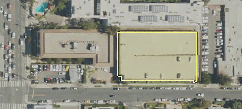 4910 Van Nuys Blvd