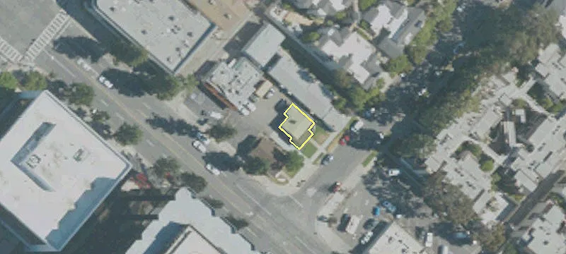 411 Palm Ave