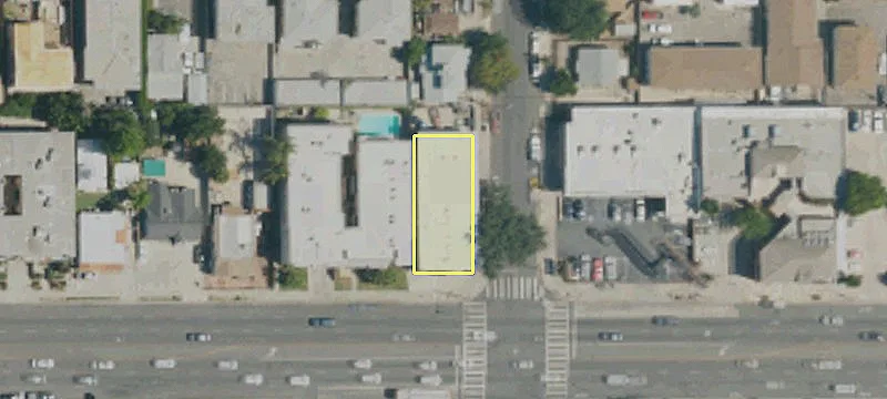 14703 Victory Blvd