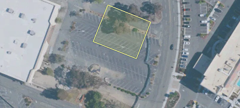 300 Newpark Mall