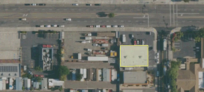 985 Main St