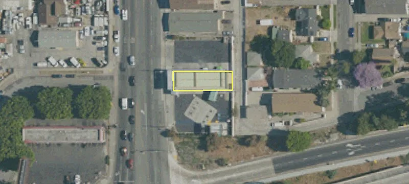 6720 Paramount Blvd