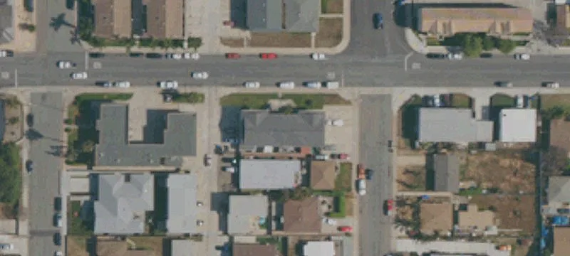 1075 Donax Ave