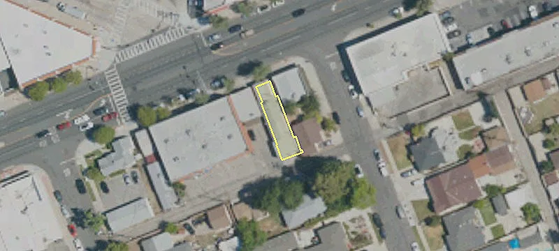 2606 Burbank Blvd