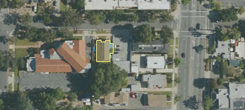 854 Claremont St