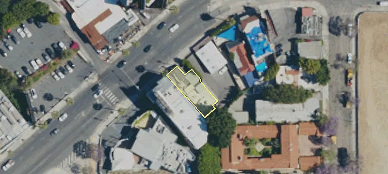 8226 Sunset Blvd