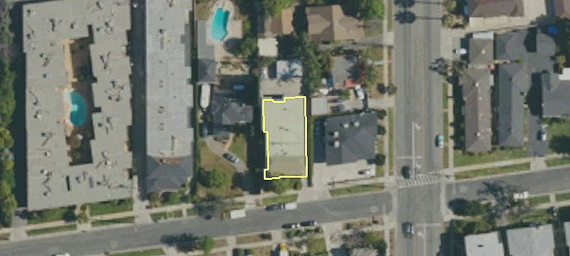 109 Live Oak St