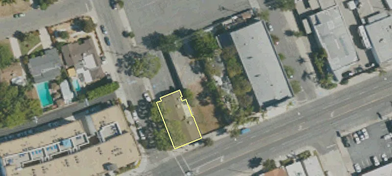 4411 Magnolia Blvd