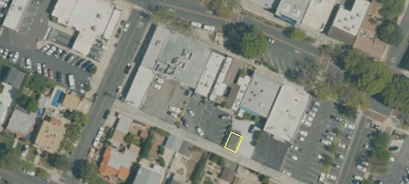 2420 Honolulu Ave
