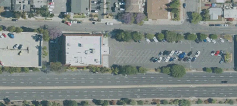 400 Glenoaks Blvd