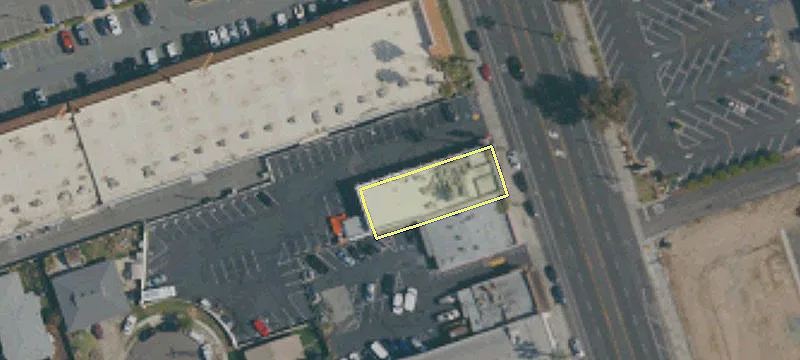 556 Broadway