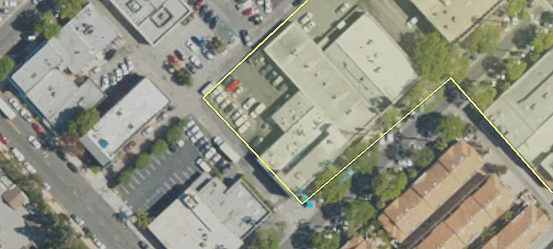 1337 El Prado Ave