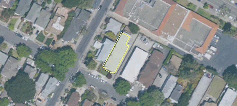 2105 Alameda Ave
