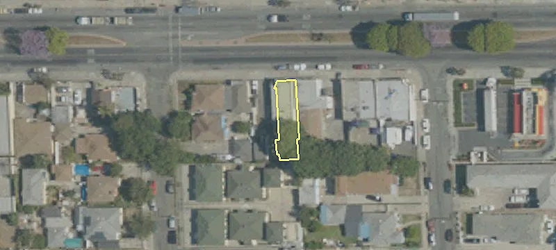 1208 Rosecrans Ave