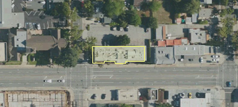 1021 Walnut St