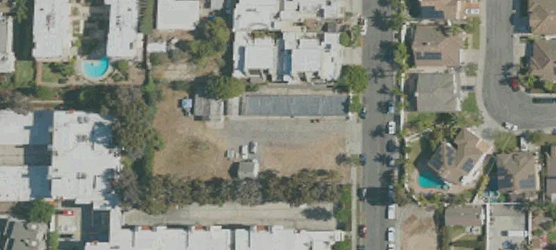 1933 Temple Ave