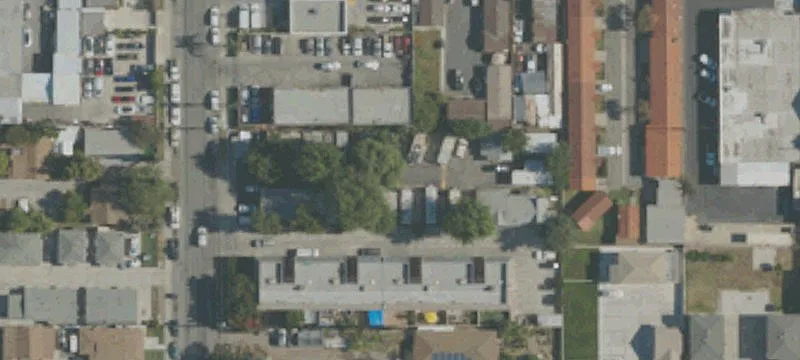 2826 Meeker Ave