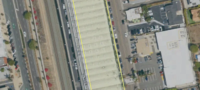 143 Cedros Ave