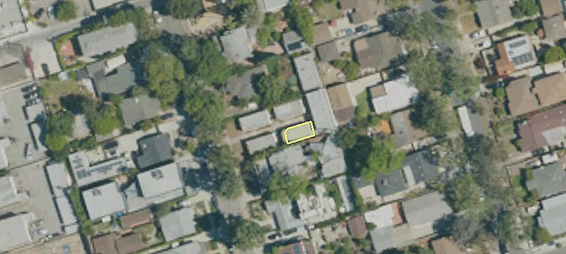 3330 Caroline Ave