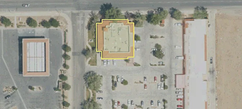 2710 Palmdale Blvd