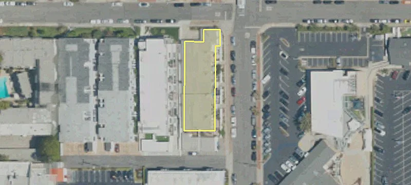 1220 10th St