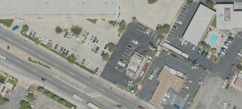 421 Palmdale Blvd