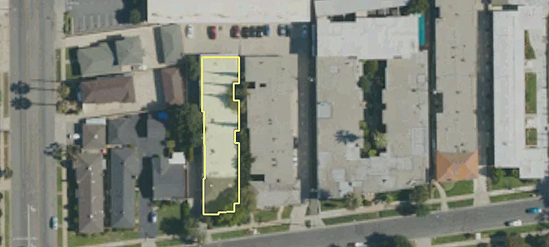 121 Live Oak St