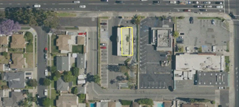 5850 Del Amo Blvd