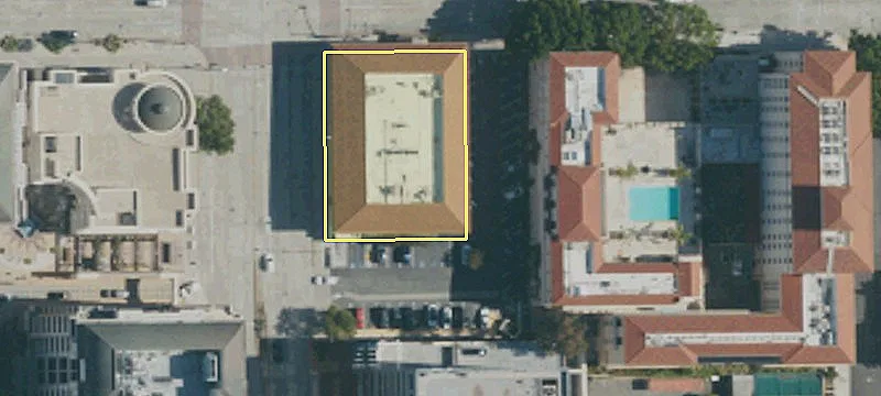 880 Colorado Blvd
