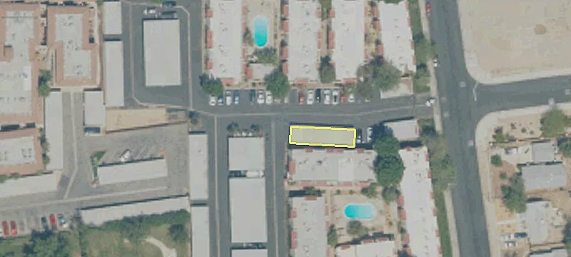 700 Ave I I