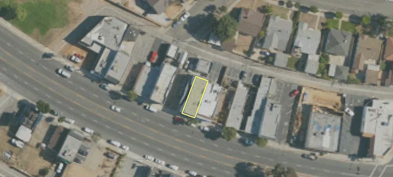 2624 Beverly Blvd