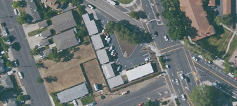 703 Livermore Ave