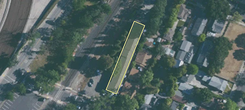 399 Angela St