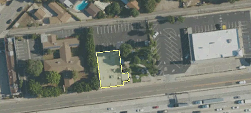 2121 Garvey N Ave