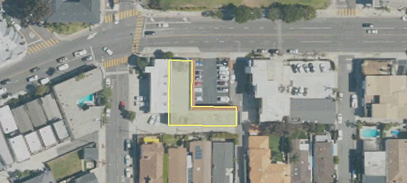 806 Manhattan Bch Blvd
