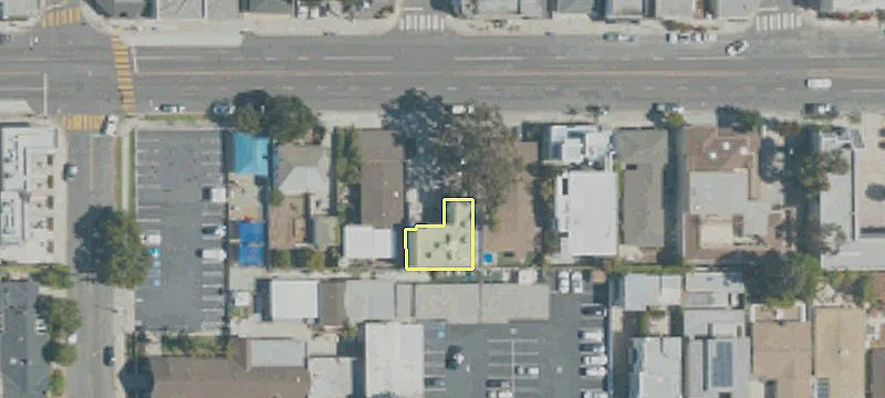 920 Manhattan Bch Blvd