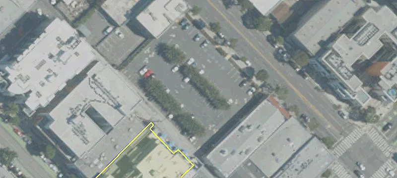 1438 Lincoln Blvd