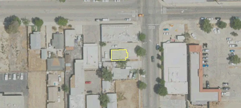 38457 9th E St