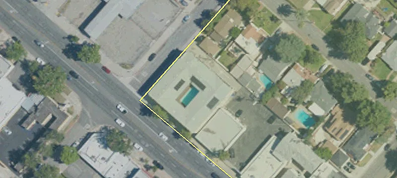 1623 Victory Blvd
