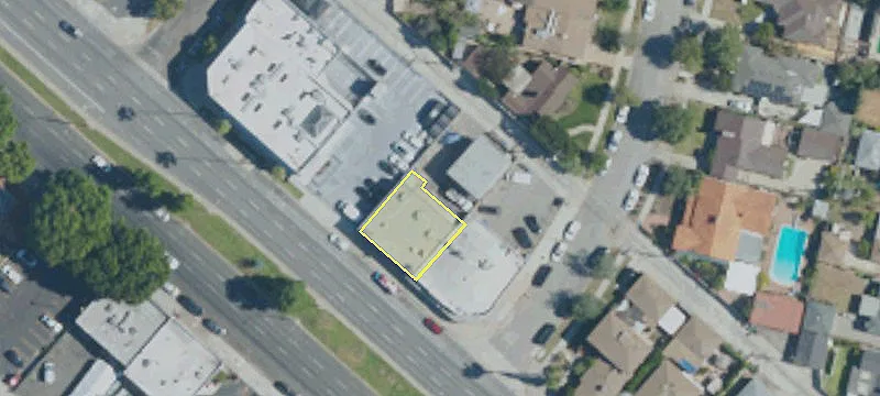 1105 Glenoaks Blvd