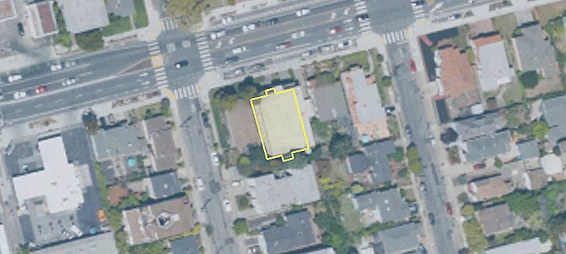1126 Marin Ave