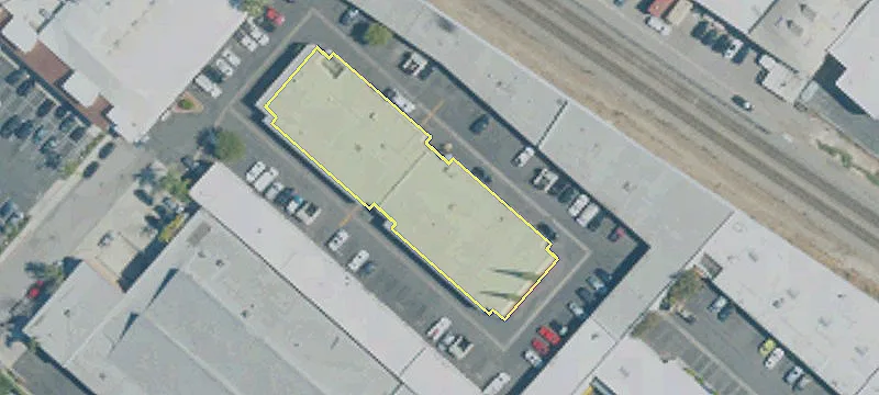 820 Thompson Ave